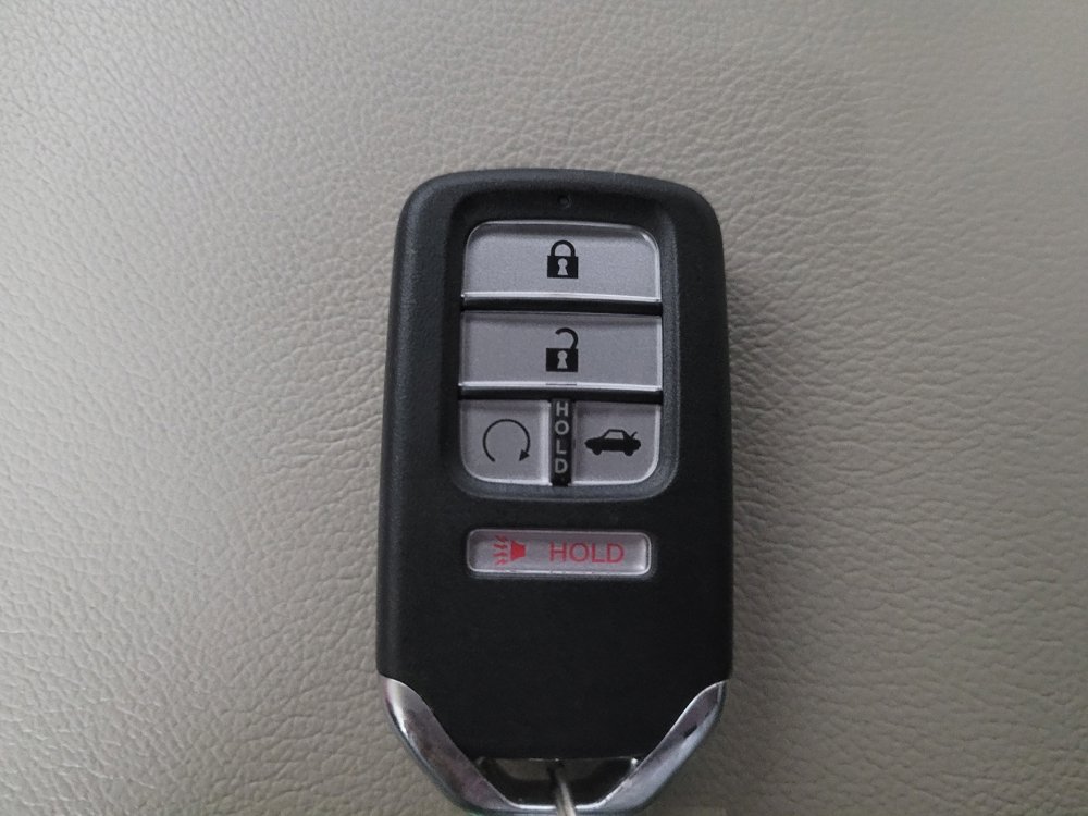 Used 2021 Honda Accord EX-L image 32