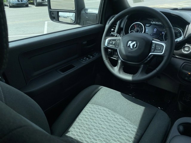 New 2025 RAM 2500 Tradesman image 28