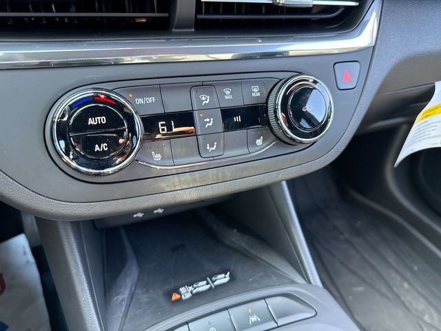 New 2025 Buick Envista Sport Touring w/ Convenience I Package FWD image 18