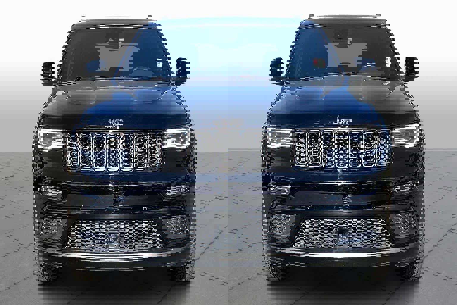 Used 2019 Jeep Grand Cherokee Limited X image 4