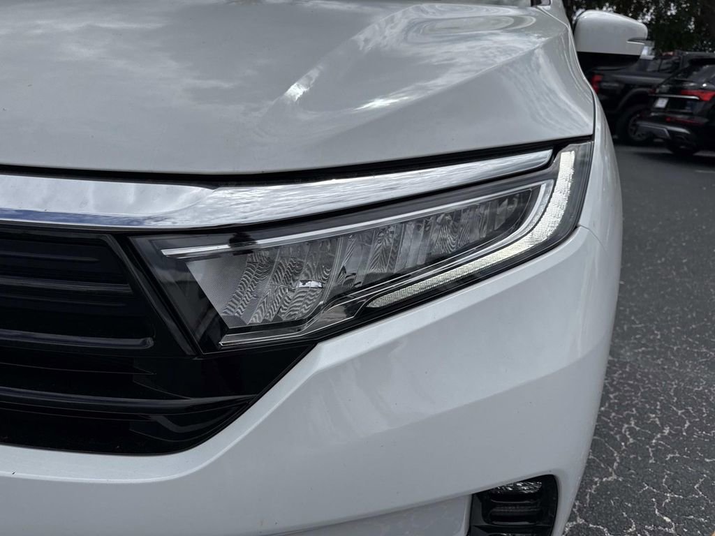 Used 2021 Honda Odyssey Elite image 9