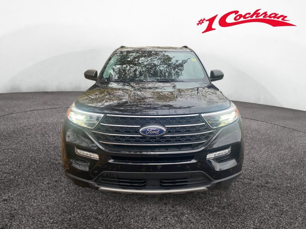 Used 2023 Ford Explorer XLT w/ Equipment Group 202A image 2
