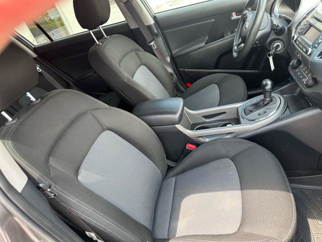 Used 2016 Kia Sportage LX AWD/4WD image 9