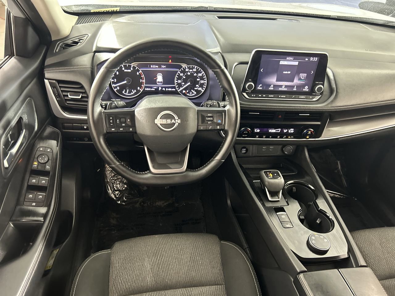 Used 2025 Nissan Rogue SV AWD/4WD image 21