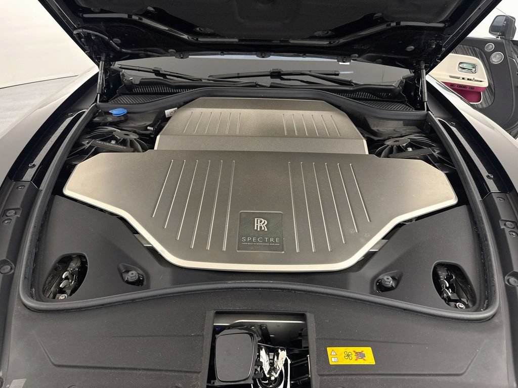 Used 2024 Rolls-Royce Spectre w/ Spectre Launch Package AWD/4WD image 32
