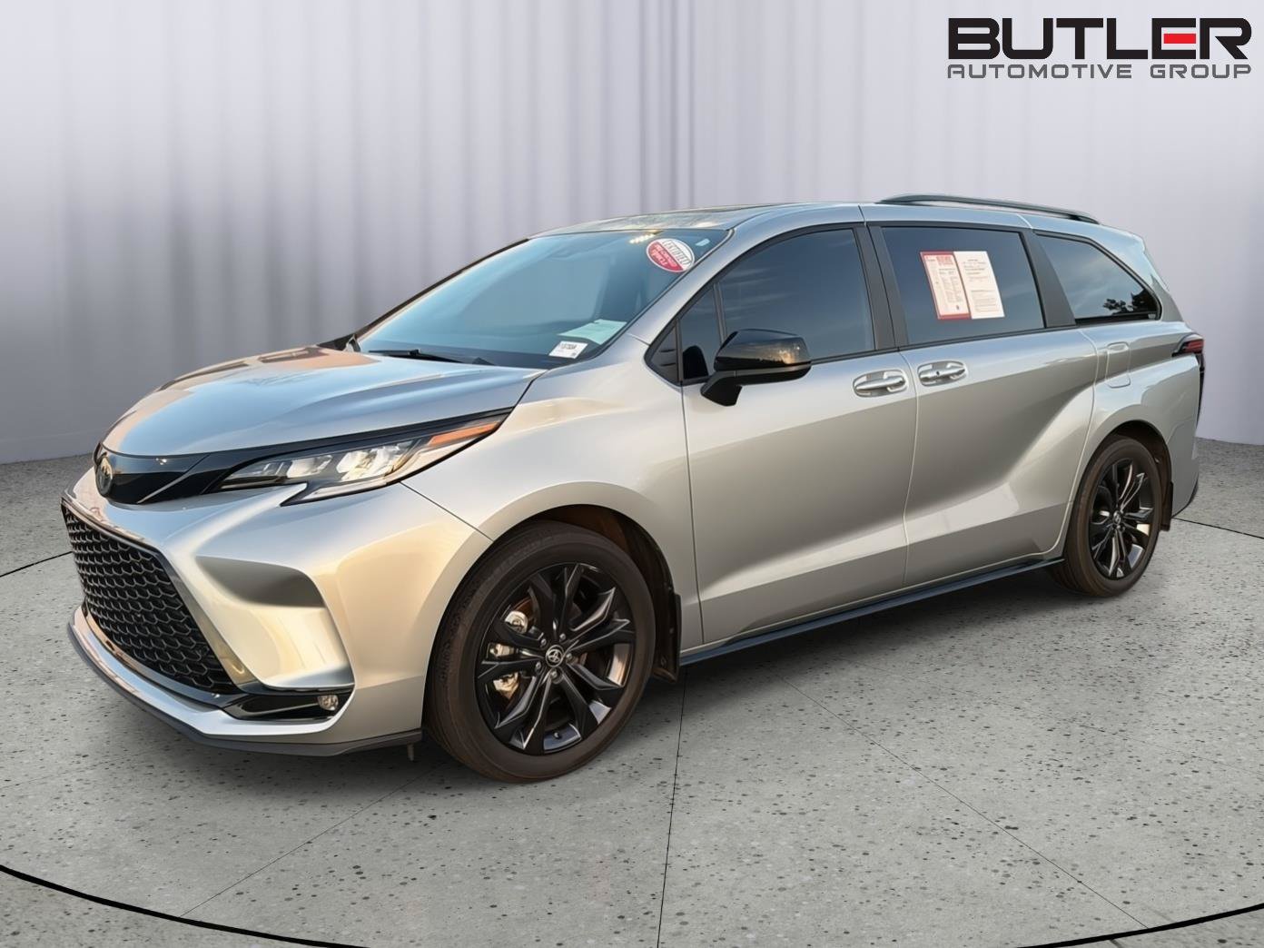 Certified 2025 Toyota Sienna XSE
