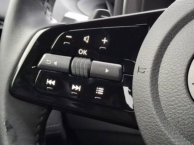 Used 2025 Nissan Z Sport w/ Floor Mat Package image 19