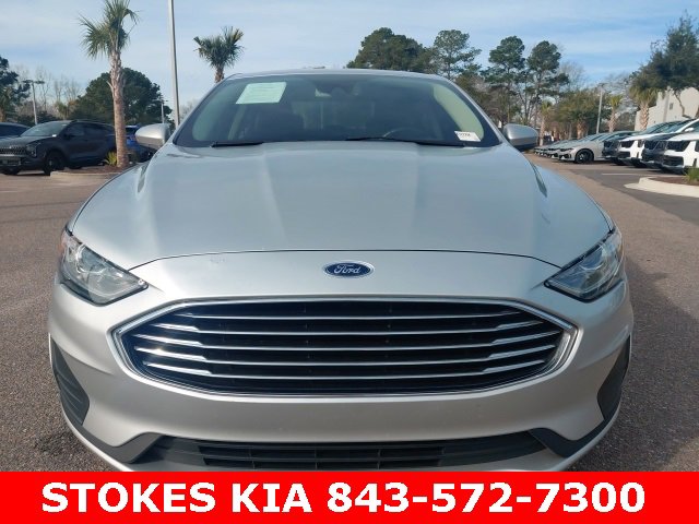Used 2019 Ford Fusion SE image 3