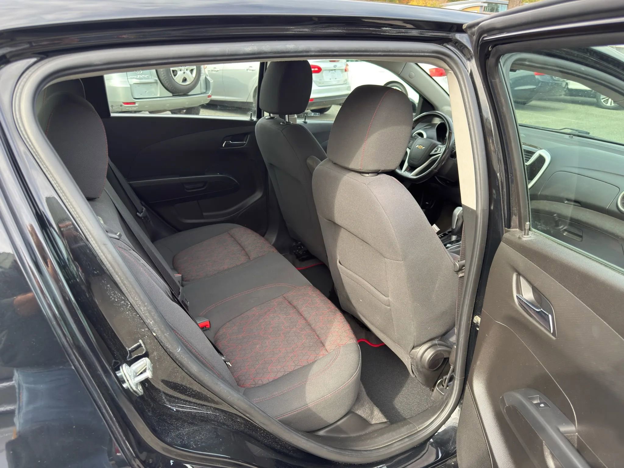 Used 2017 Chevrolet Sonic LT w/ Fun and Sun Package image 12