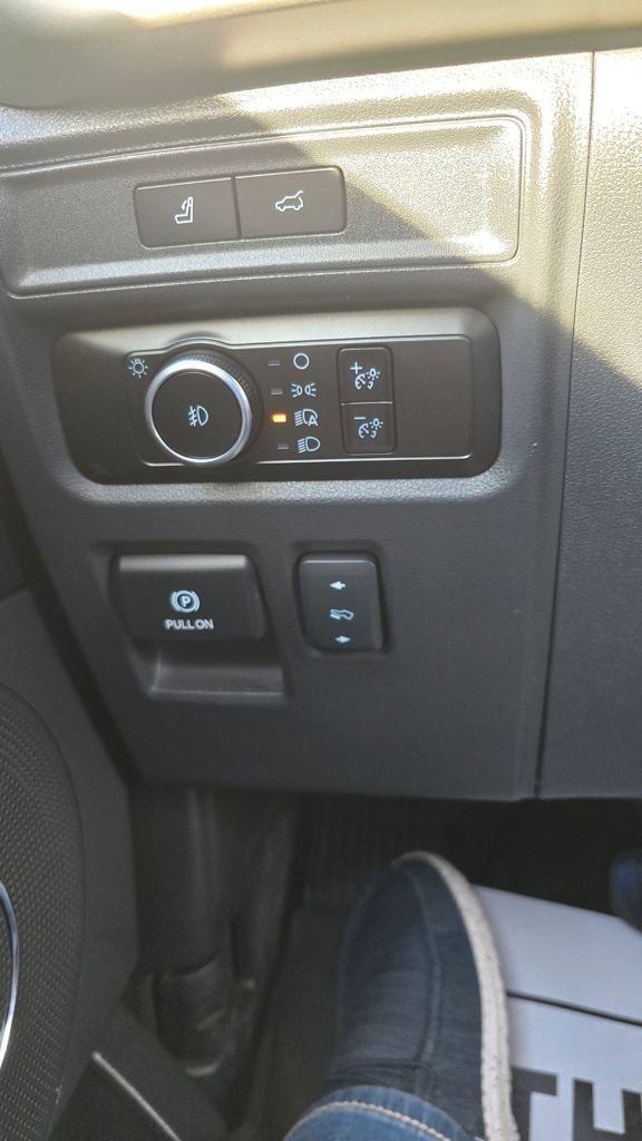 Used 2023 Ford Expedition Max XLT image 24