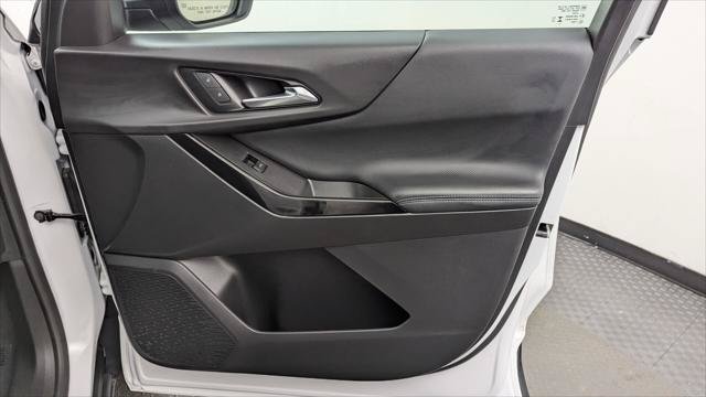 Used 2025 Chevrolet Equinox LT w/ Convenience Package II FWD image 22