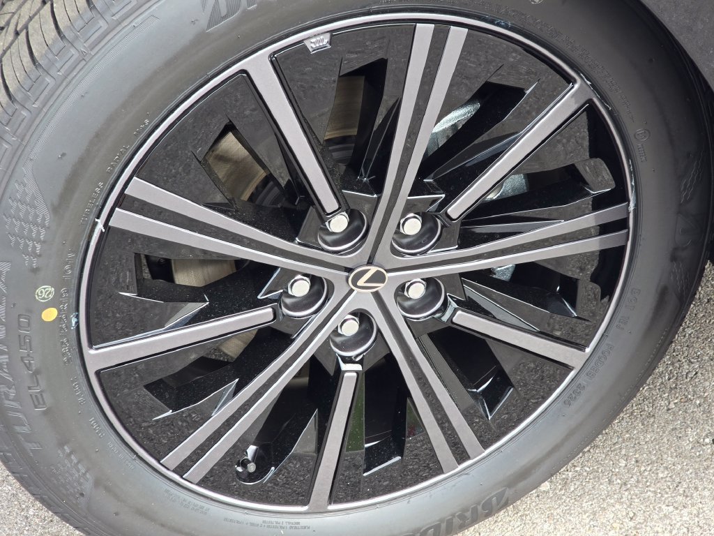 New 2026 Lexus ES 350h w/ Cold Area Package FWD image 27