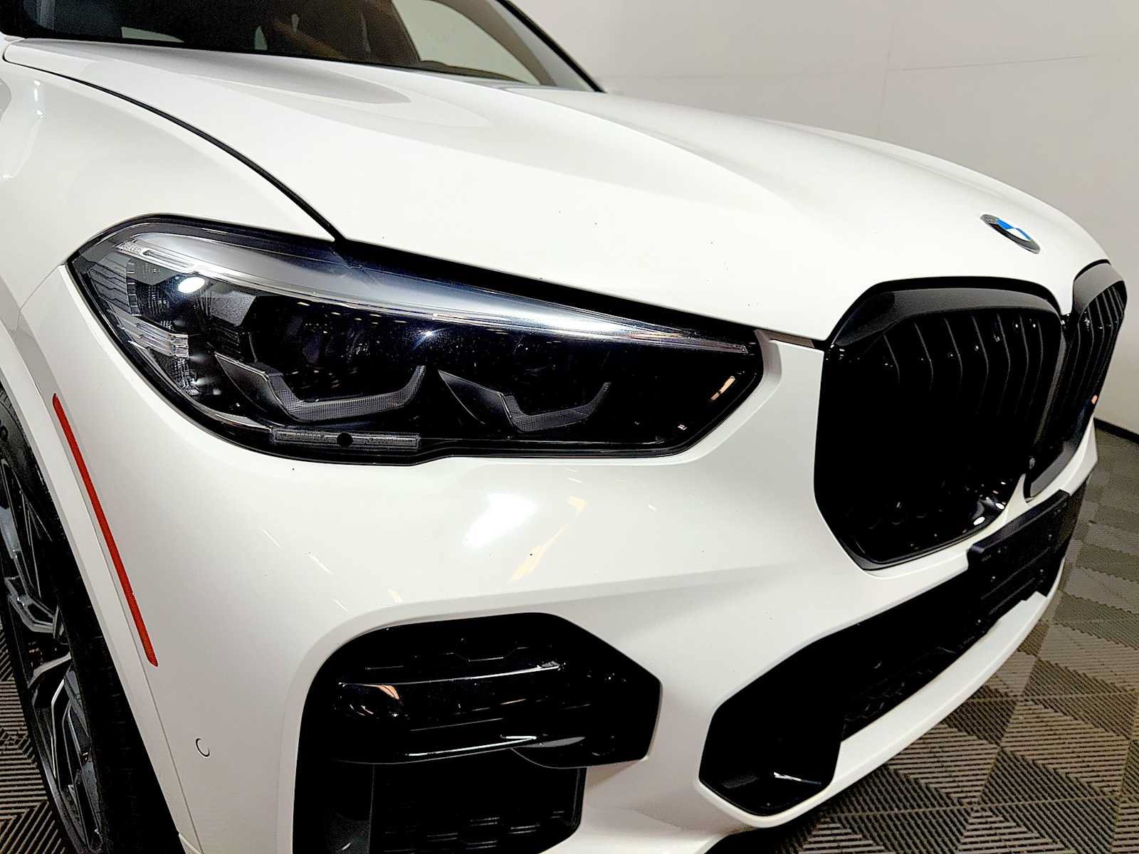 Certified 2023 BMW X5 xDrive40i w/ M Sport Package AWD/4WD image 25