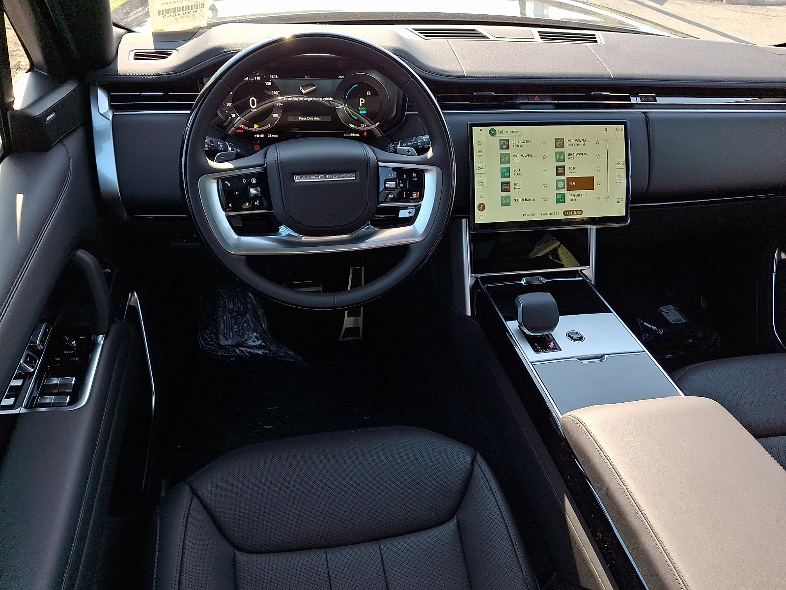 New 2026 Land Rover Range Rover SE AWD/4WD image 9
