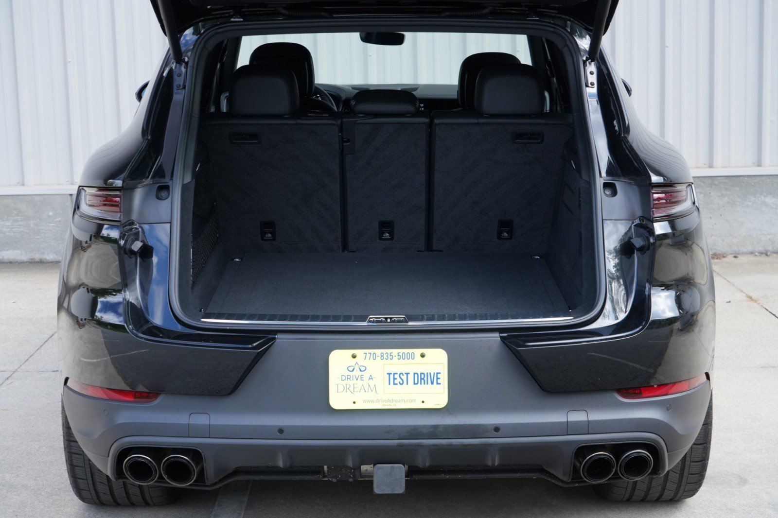 Used 2025 Porsche Cayenne S w/ Premium Package Plus AWD/4WD image 10