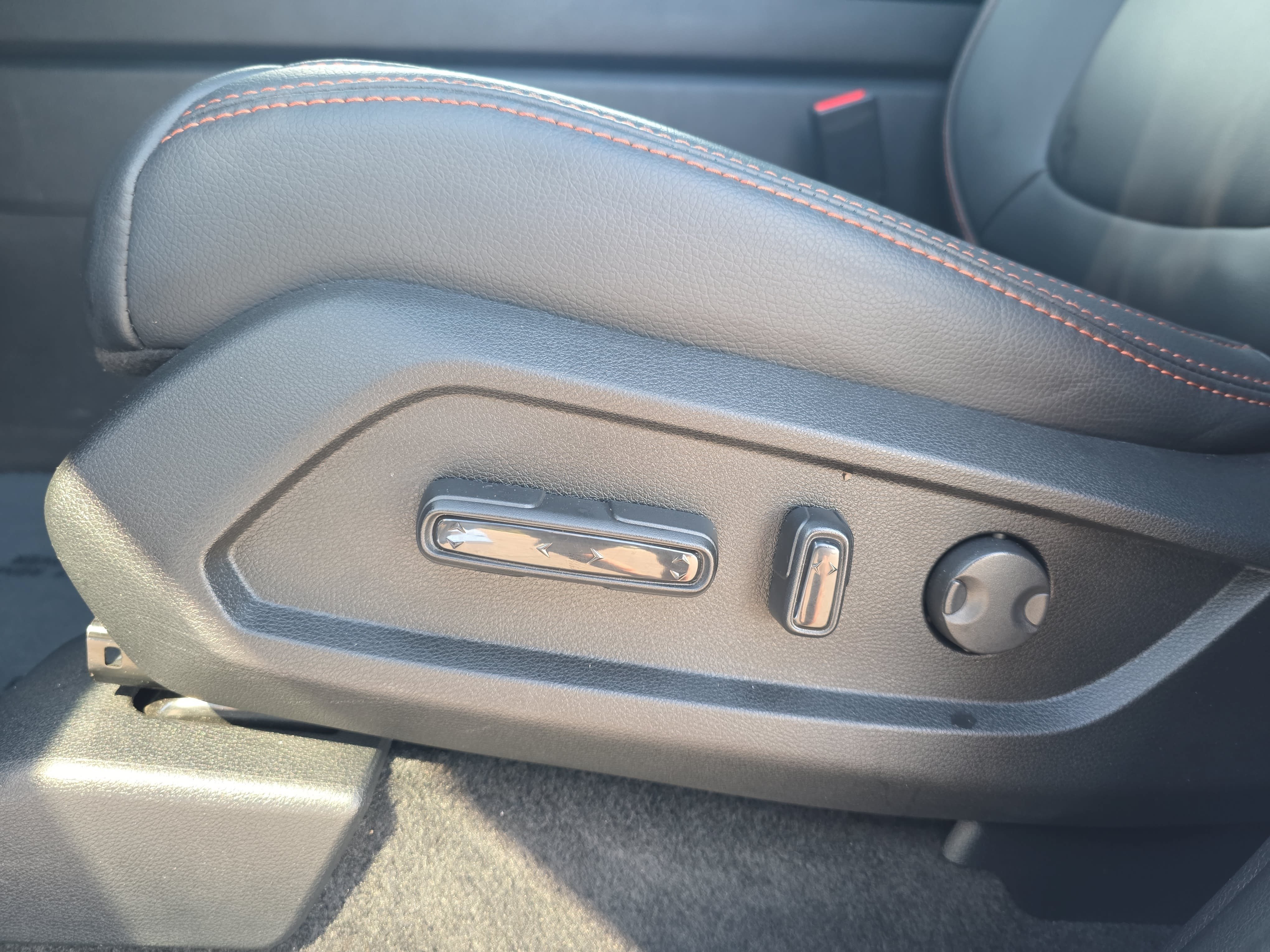 Used 2023 Honda Pilot TrailSport image 30
