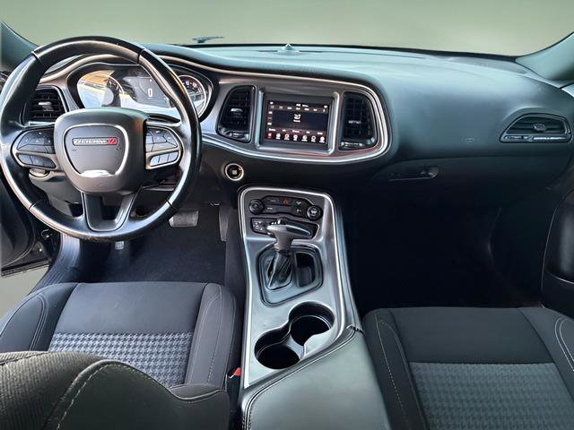 Used 2021 Dodge Challenger SXT image 36