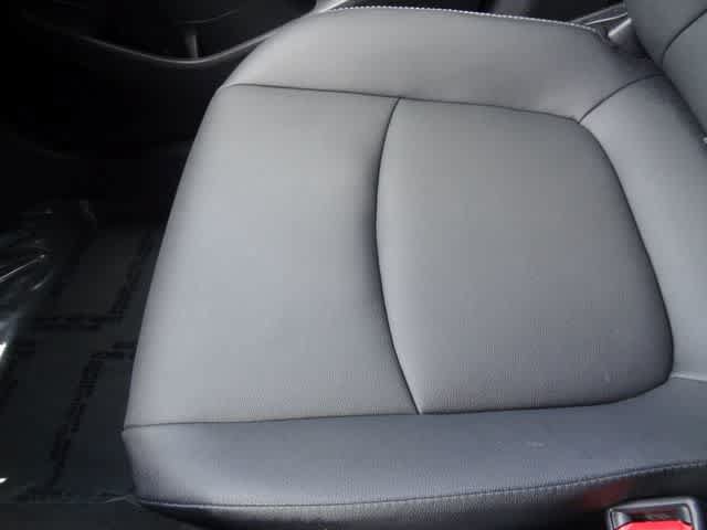 Used 2026 Toyota Corolla Cross XLE AWD/4WD image 30