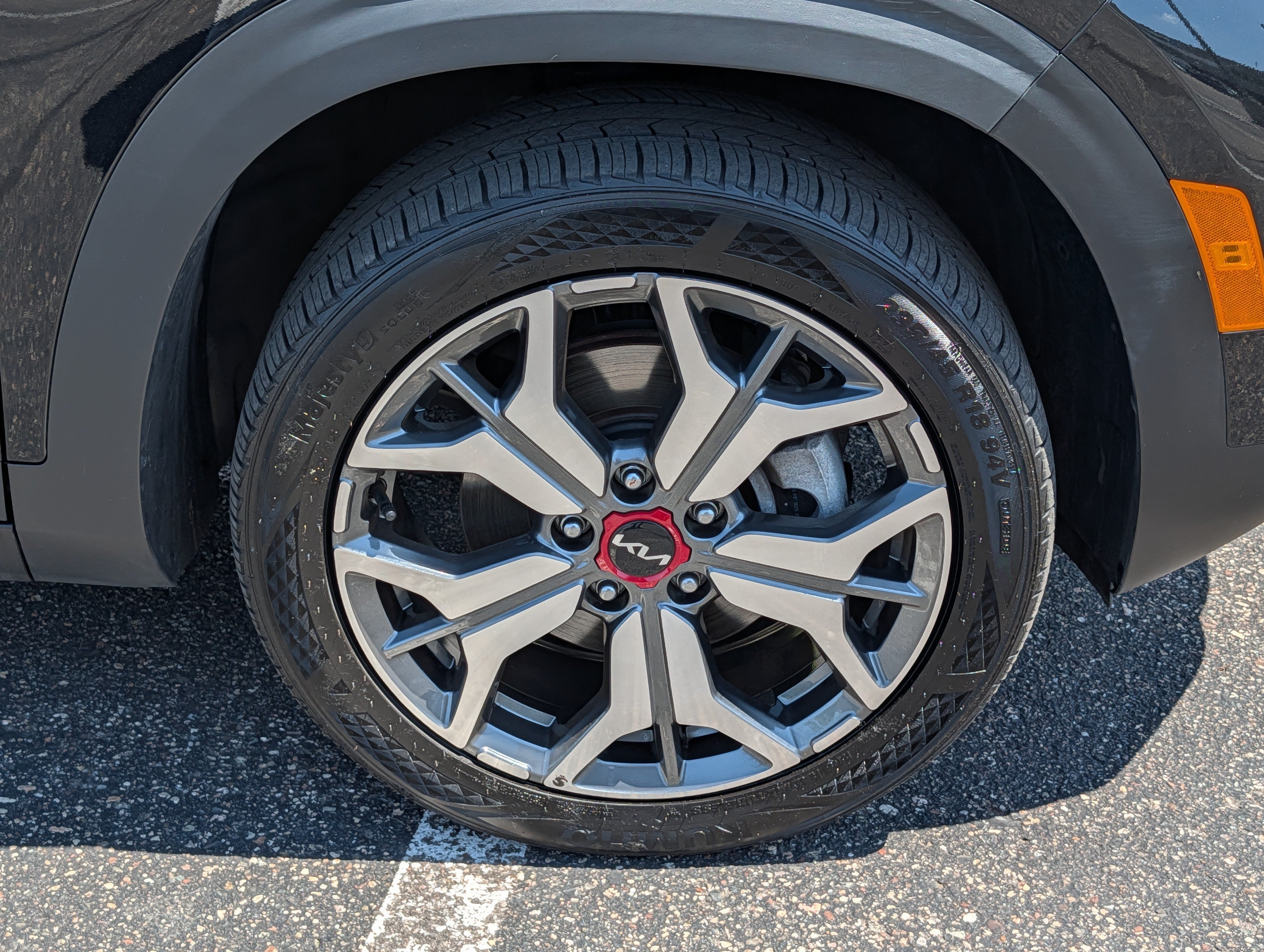 Certified 2023 Kia Seltos SX w/ SX Sunroof Package AWD/4WD image 15