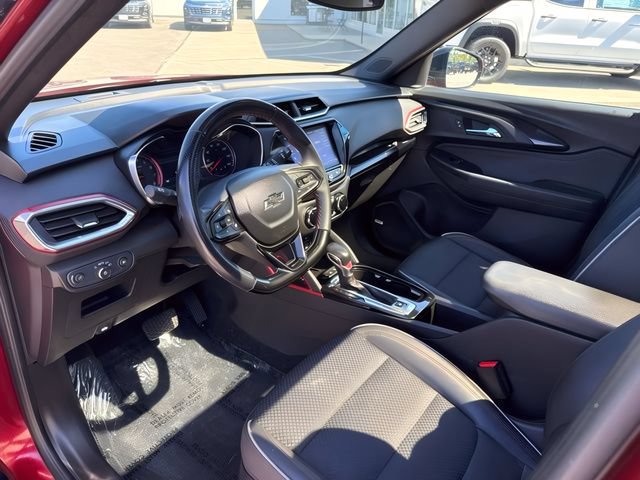 Used 2022 Chevrolet TrailBlazer RS w/ Sun and Liftgate Package AWD/4WD image 13