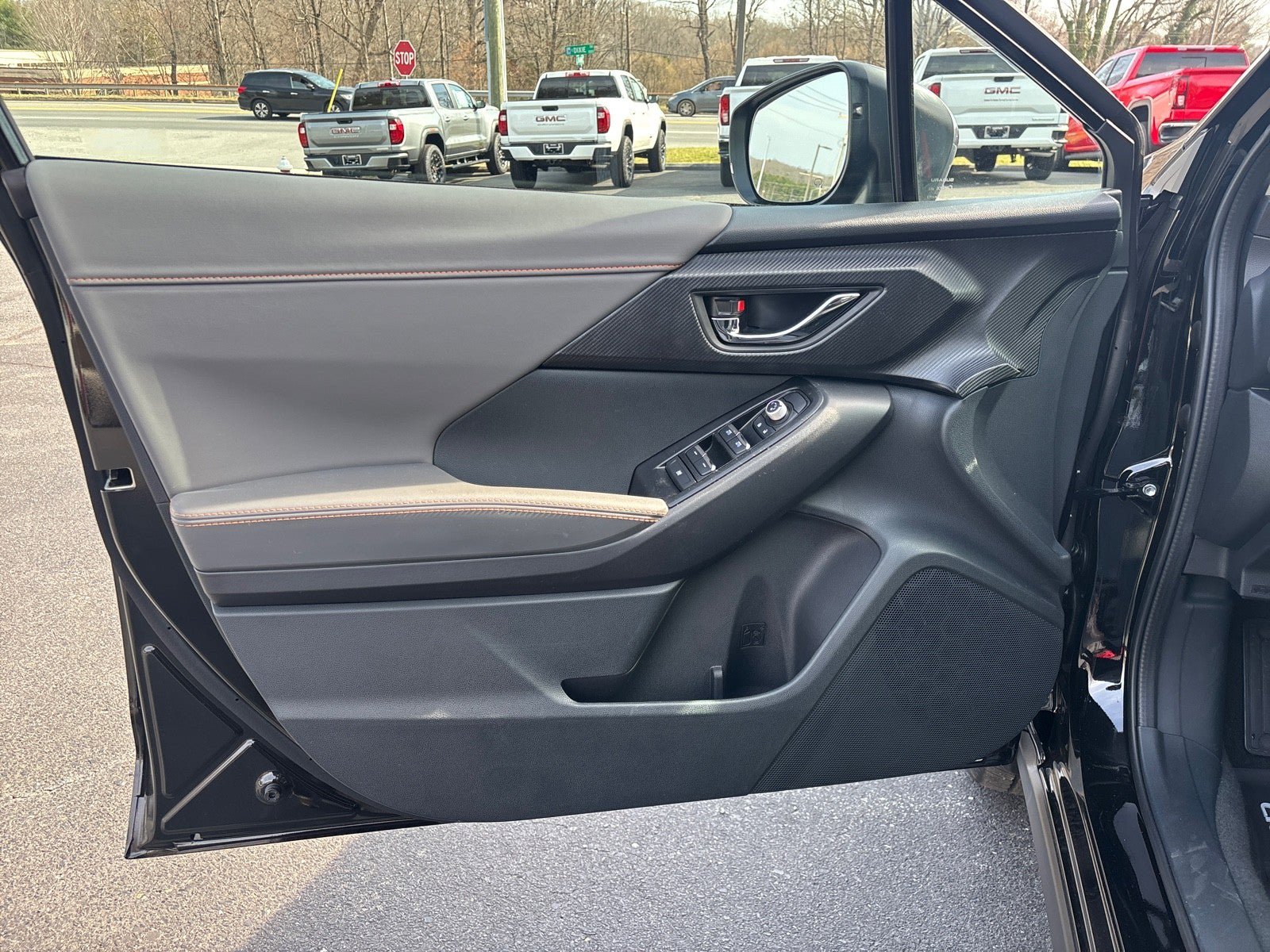 New 2026 Subaru Crosstrek 2.5i Limited image 3