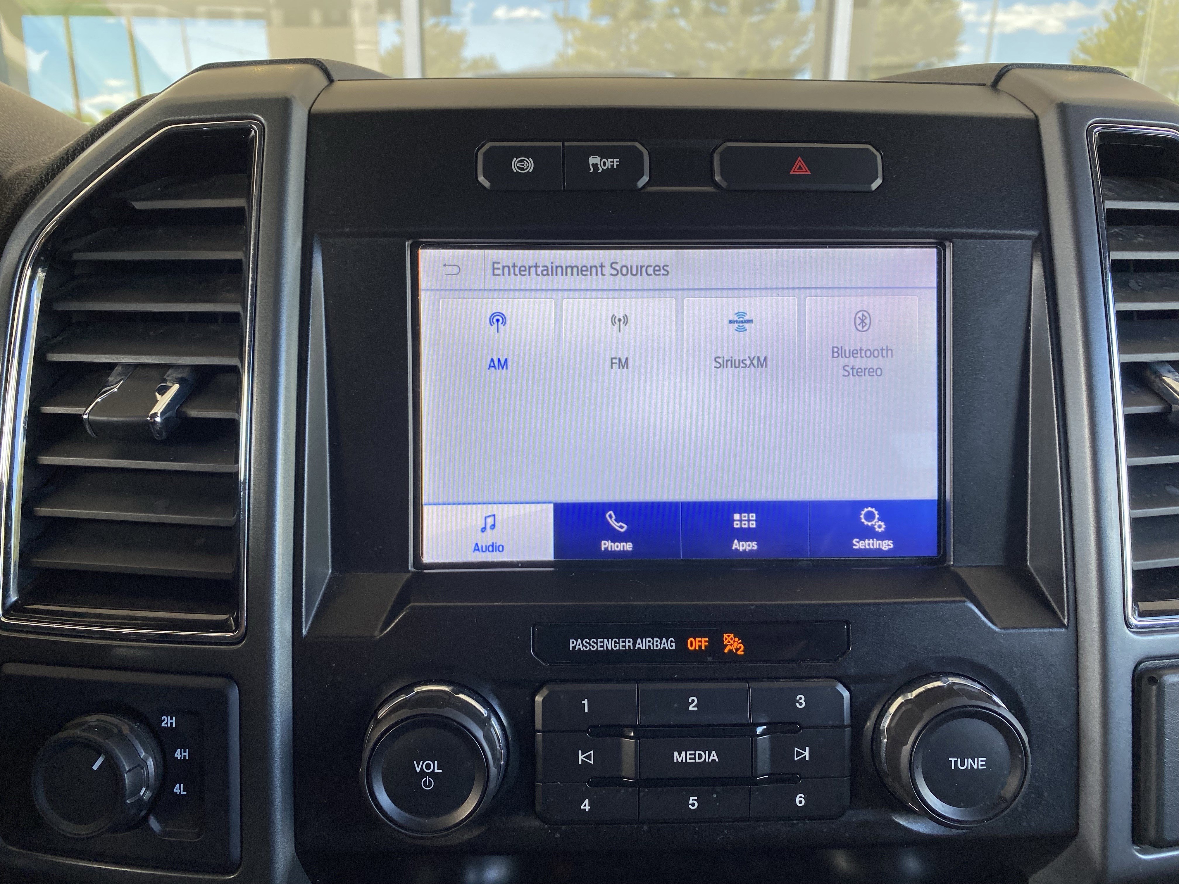 Used 2021 Ford F250 XLT AWD/4WD image 3