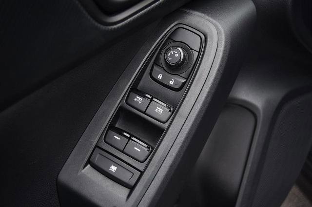 Used 2024 Subaru Crosstrek 2.0i Premium image 9