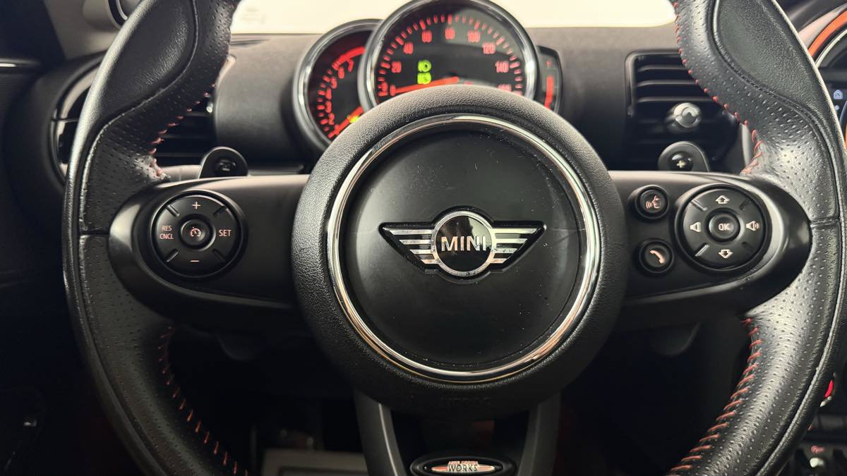 Used 2019 MINI Cooper Clubman S w/ Premium Package FWD image 16