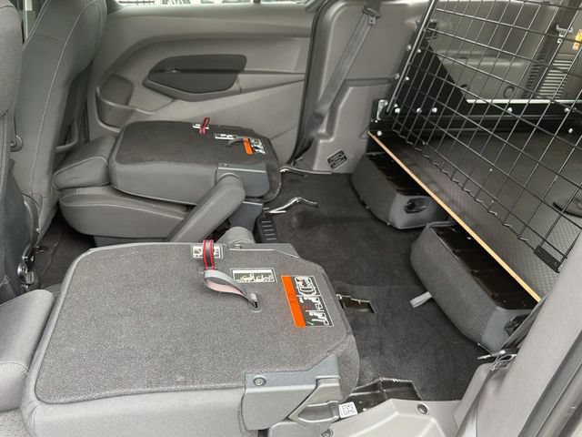 Used 2023 Ford Transit Connect XLT FWD image 20