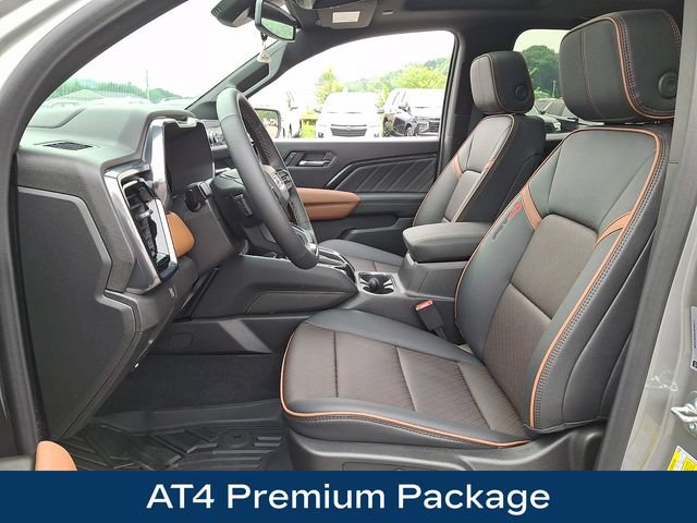 Used 2026 GMC Canyon AT4 w/ Technology Plus Package AWD/4WD image 2