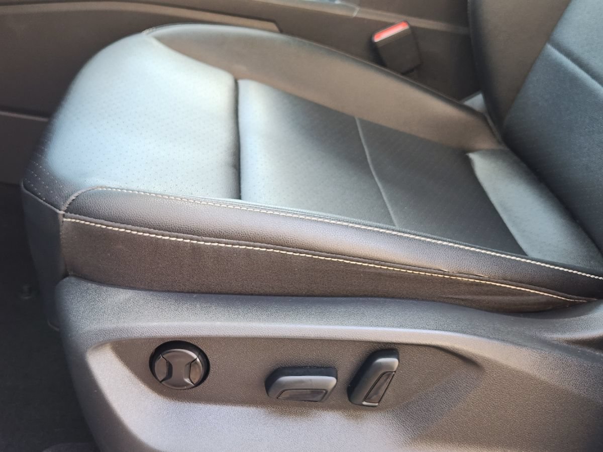 Used 2021 Volkswagen Atlas SE w/ Panoramic Sunroof Package FWD image 45
