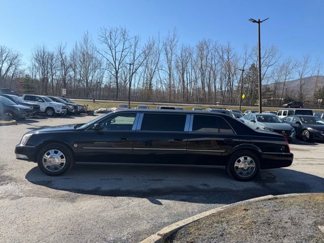 Used 2011 Cadillac DTS Limousine image 6
