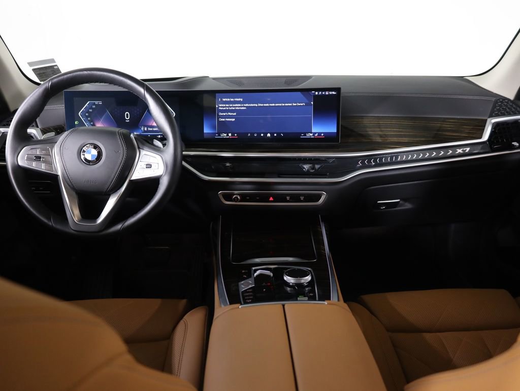 Used 2025 BMW X7 xDrive40i AWD/4WD image 48