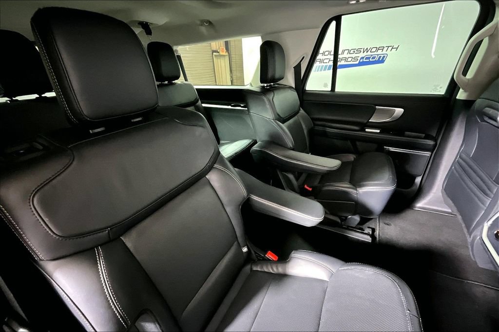 Certified 2025 Ford Expedition Max Platinum AWD/4WD image 22