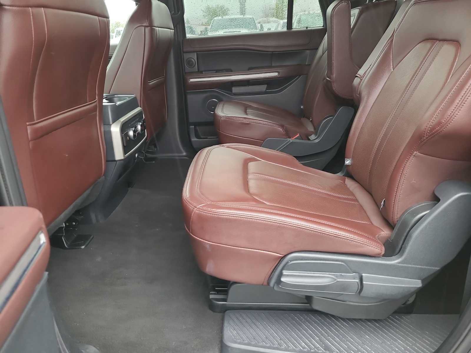 Used 2024 Ford Expedition Max Limited AWD/4WD image 21