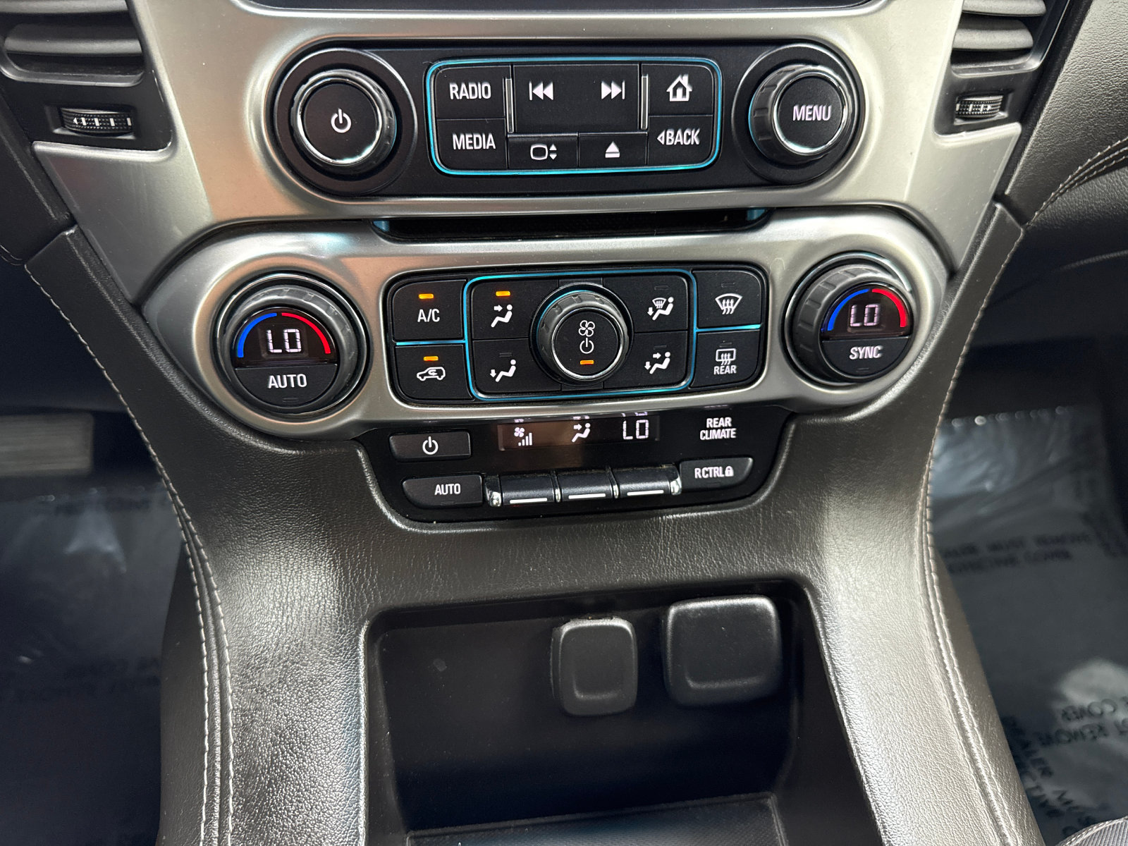 Used 2020 Chevrolet Tahoe LS w/ Skid Plate Package AWD/4WD image 28