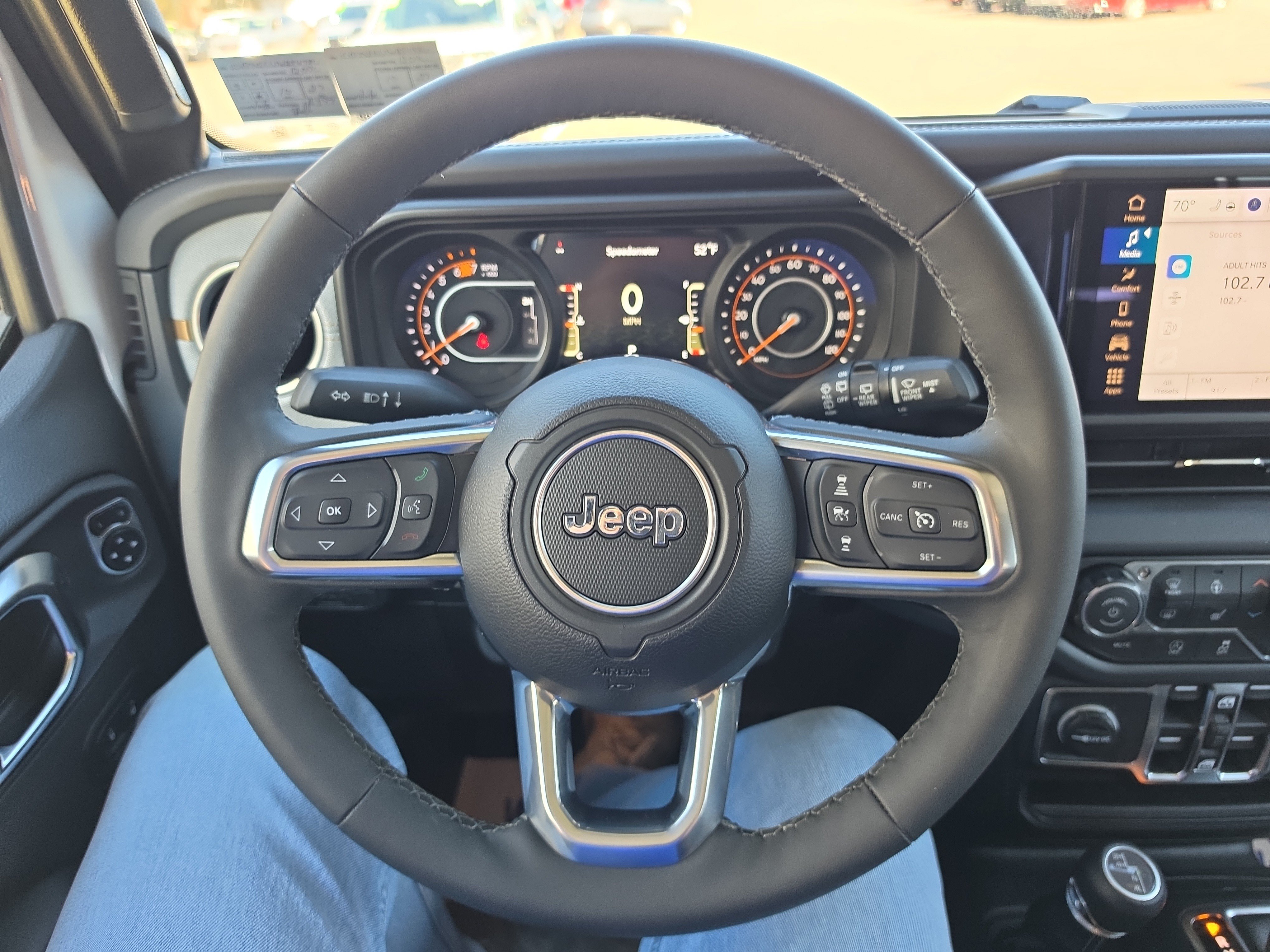 Used 2026 Jeep Wrangler Unlimited Sahara AWD/4WD image 20