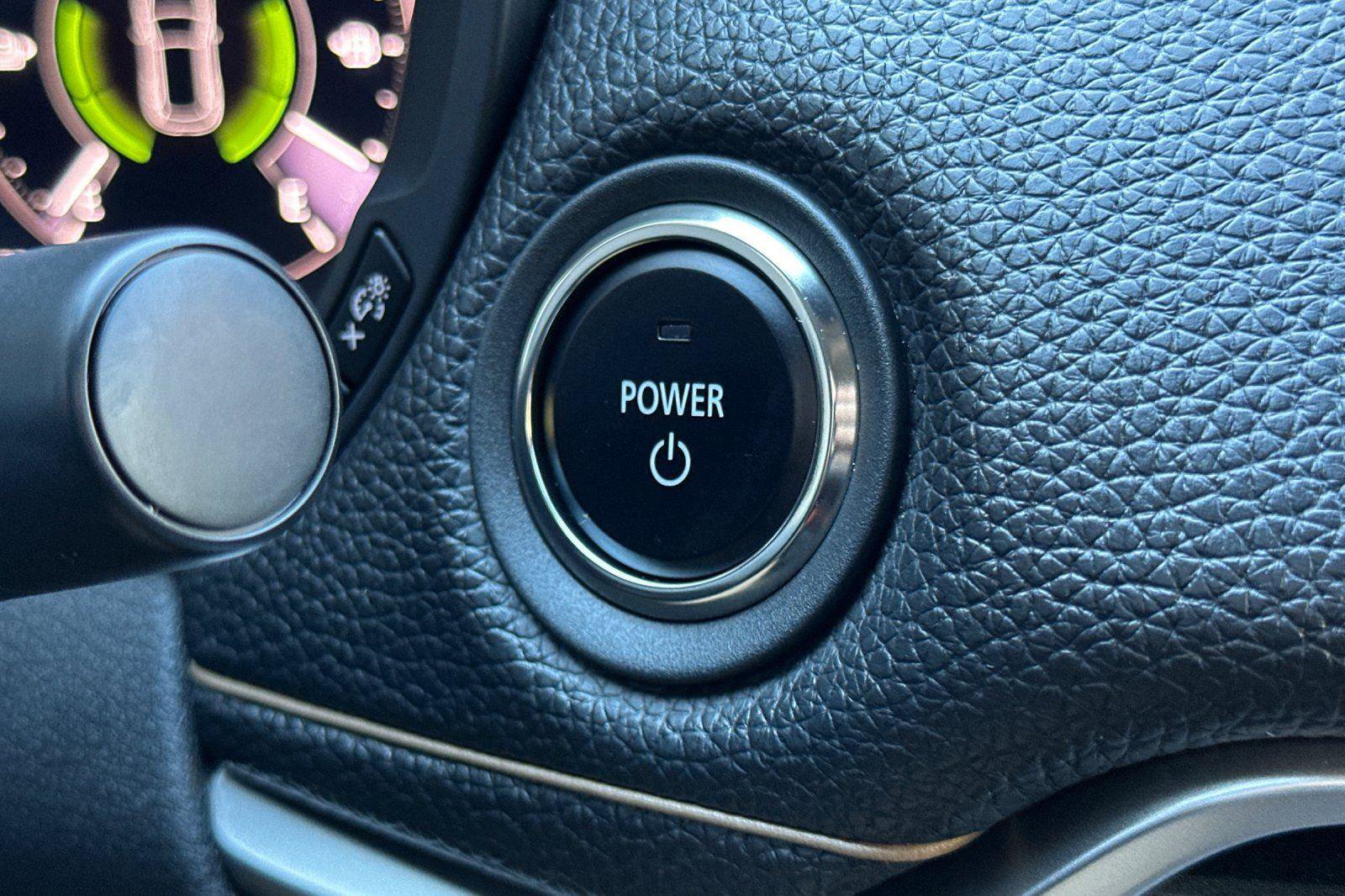 Certified 2025 MAZDA CX-70 Plug-In Hybrid w/ Premium Pkg image 24