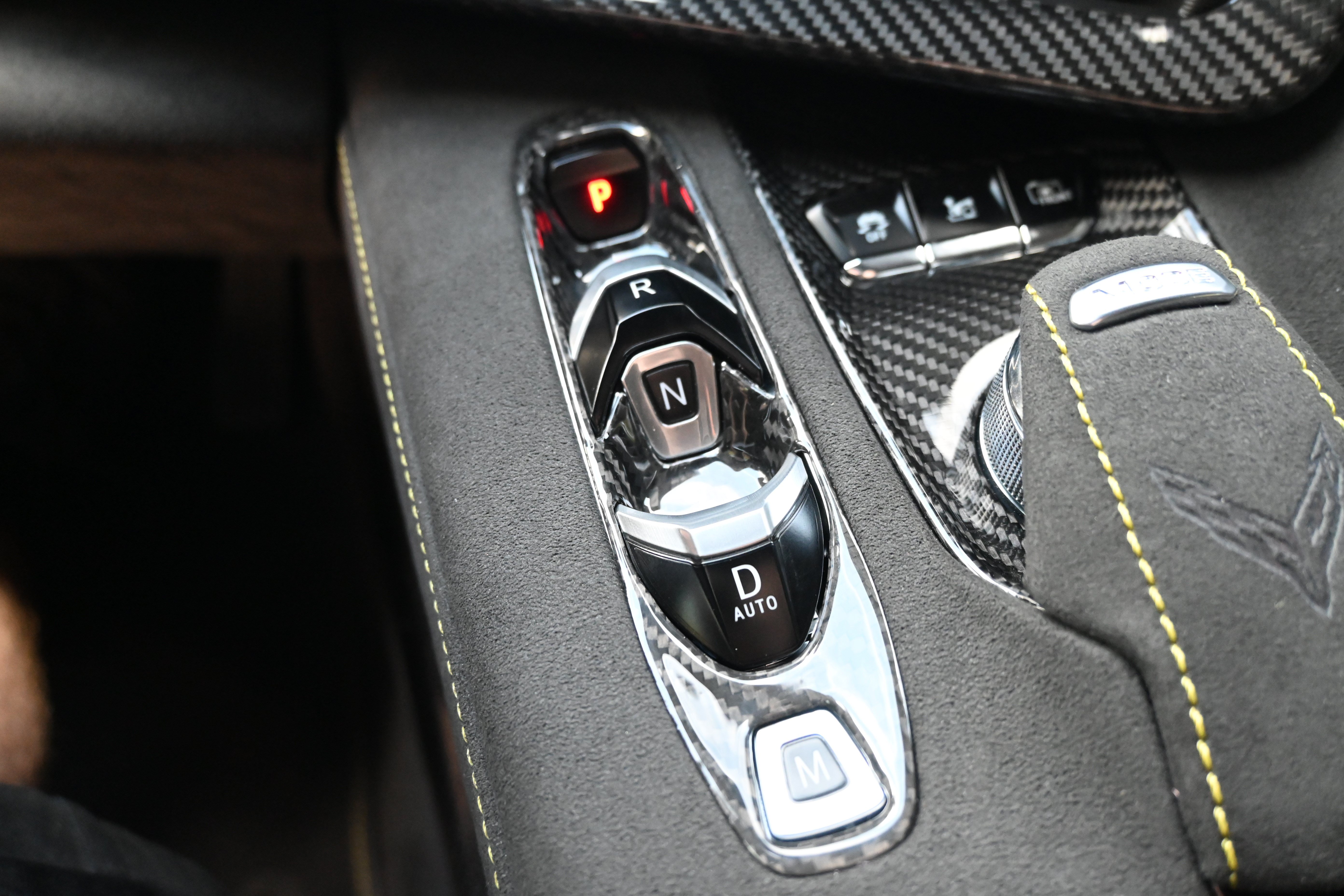 Used 2024 Chevrolet Corvette Stingray Premium Cpe RWD image 12