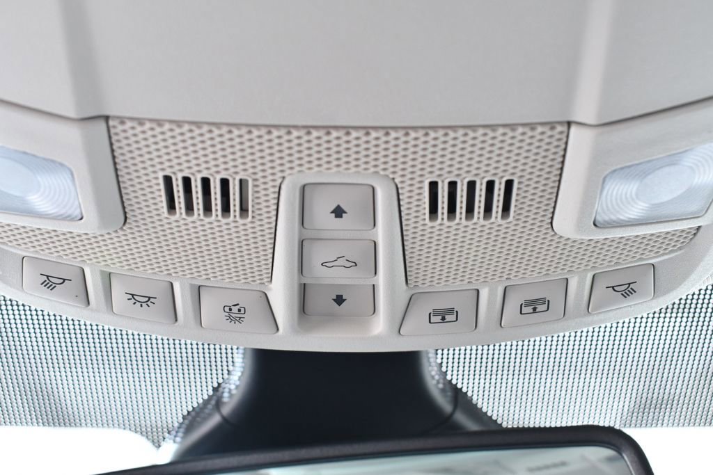 Used 2024 Ford Edge Titanium w/ Equipment Group 301A image 34