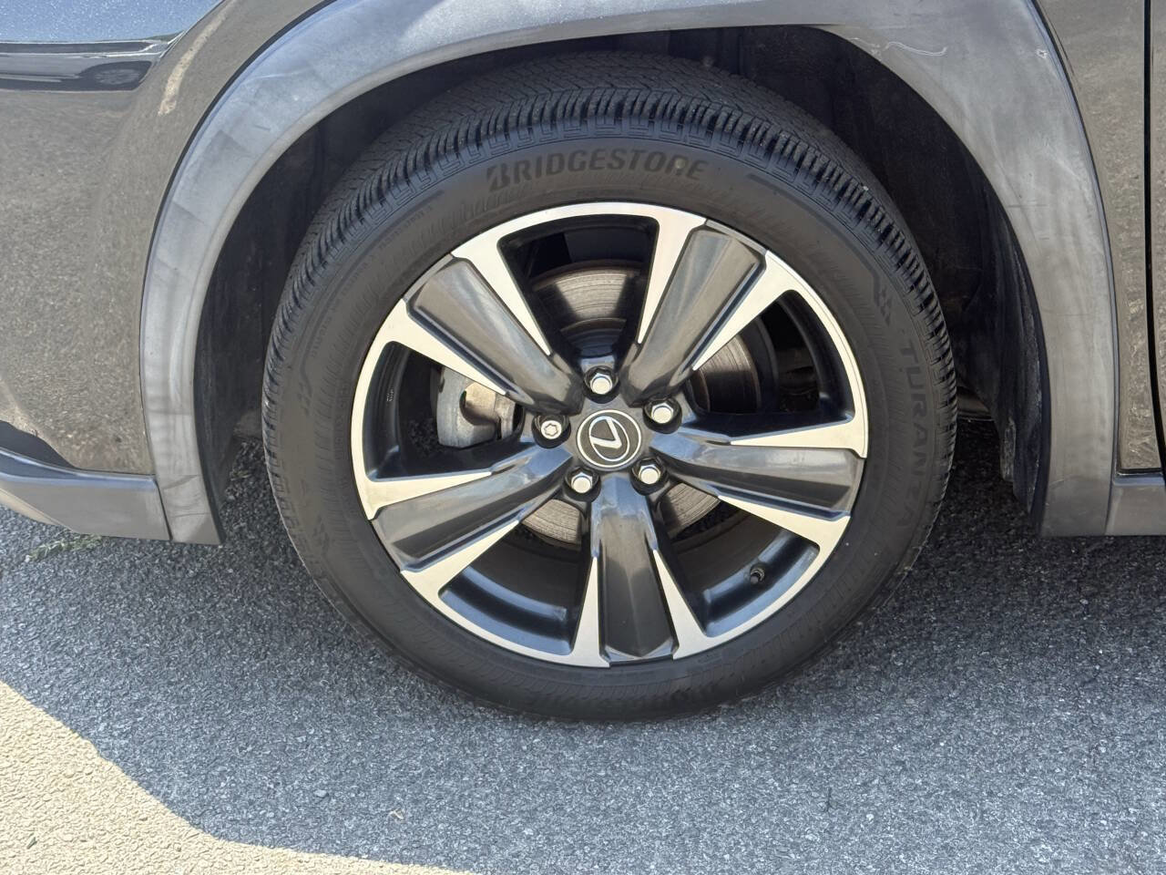 Used 2019 Lexus UX 200 w/ Premium Package image 40