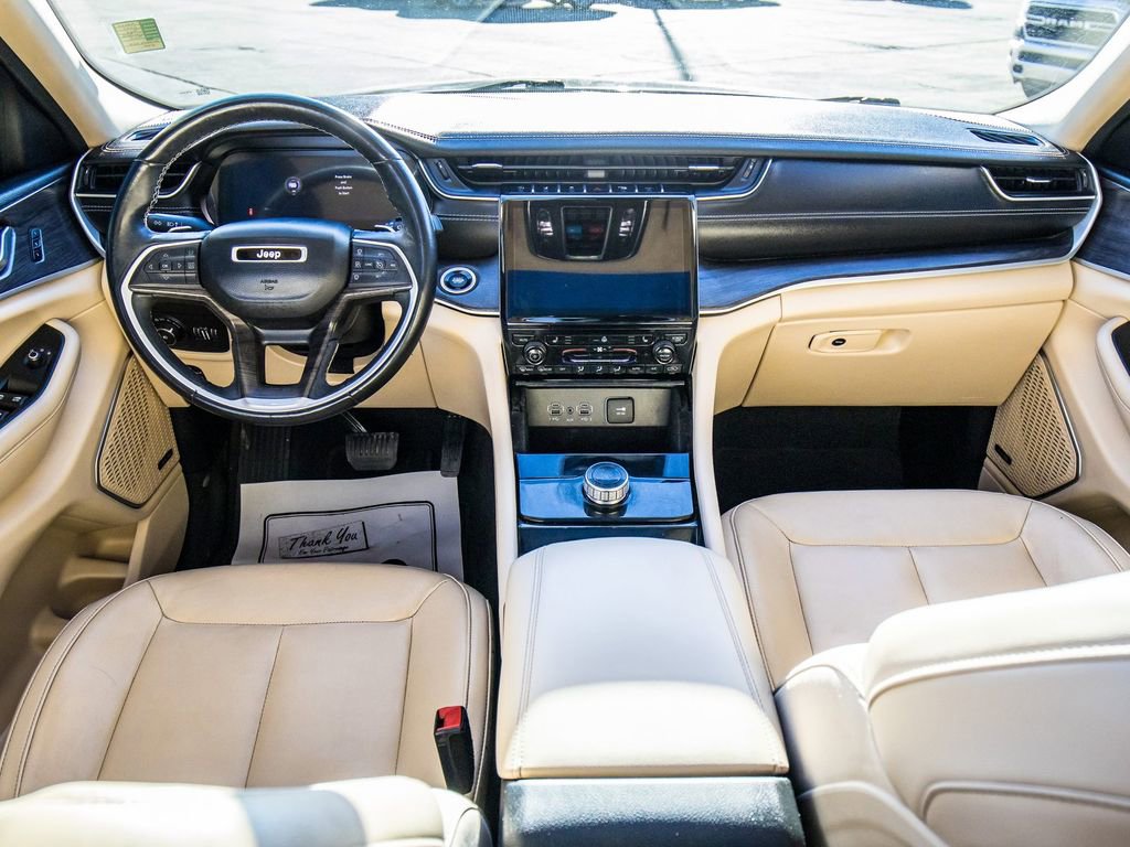 Used 2022 Jeep Grand Cherokee L Limited image 26