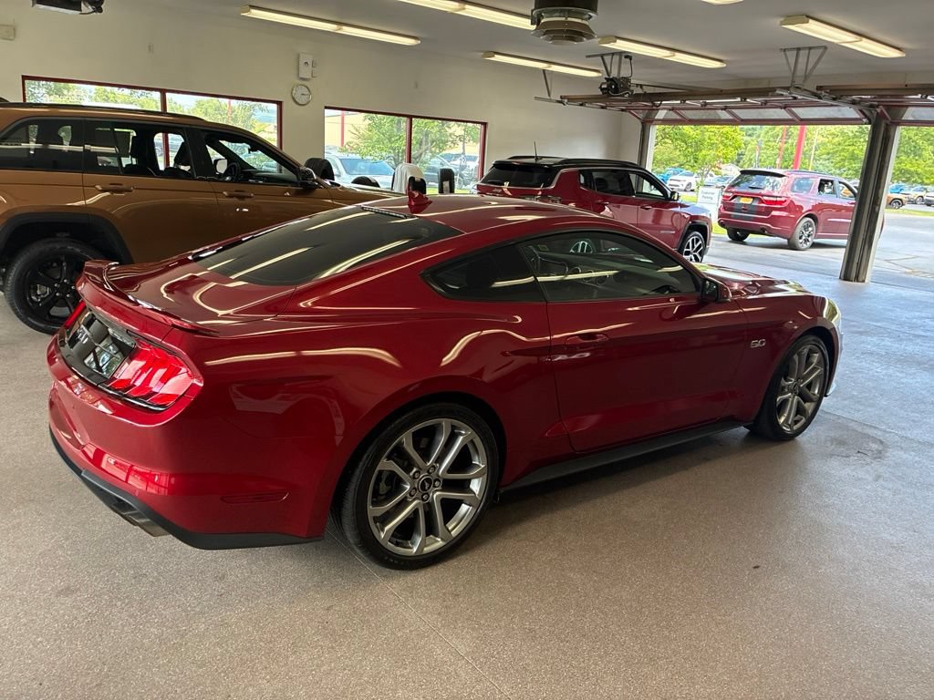 Used 2022 Ford Mustang GT Premium w/ Equipment Group 401A RWD image 39