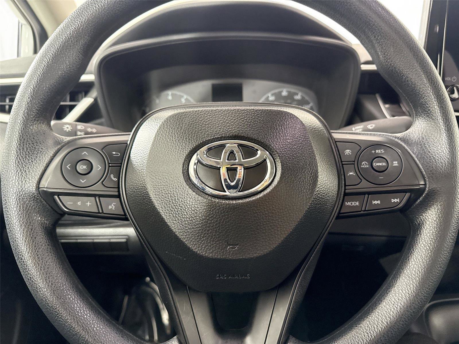 Certified 2025 Toyota Corolla LE image 16