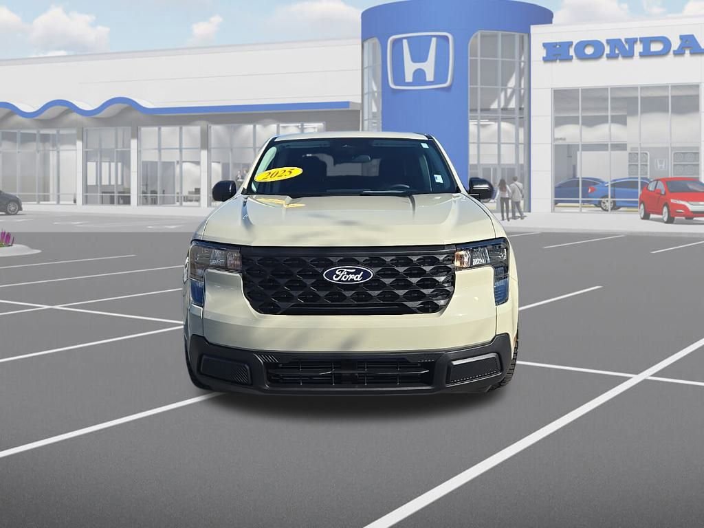 Used 2025 Ford Maverick XL w/ Equipment Group 102A image 2