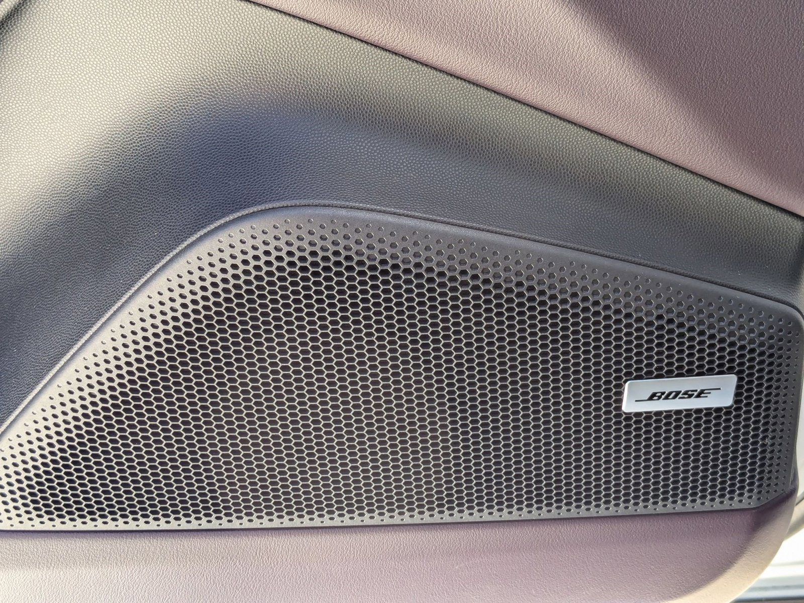 New 2025 Porsche Macan 4S Electric image 14