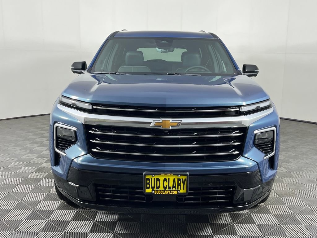 New 2026 Chevrolet Traverse High Country image 2