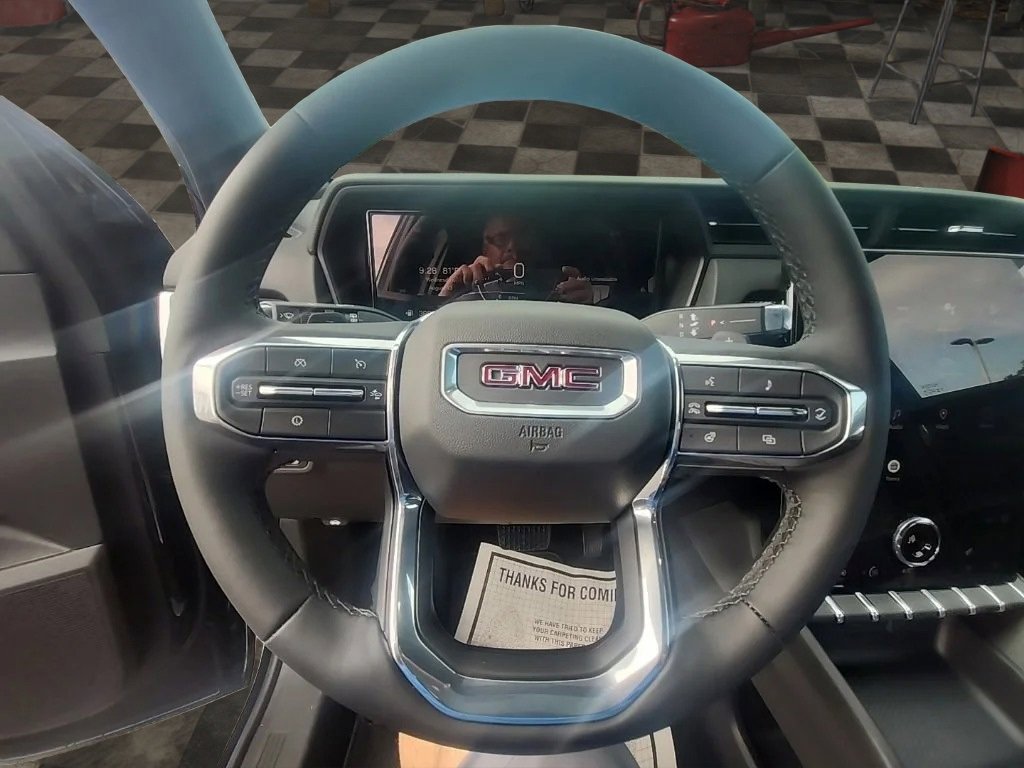 New 2026 GMC Terrain Elevation image 29