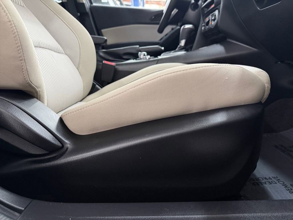 Used 2016 MAZDA MAZDA3 i Sport w/ Preferred Equipment Package FWD image 38