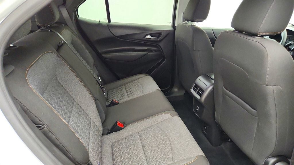 Used 2024 Chevrolet Equinox LT AWD/4WD image 24